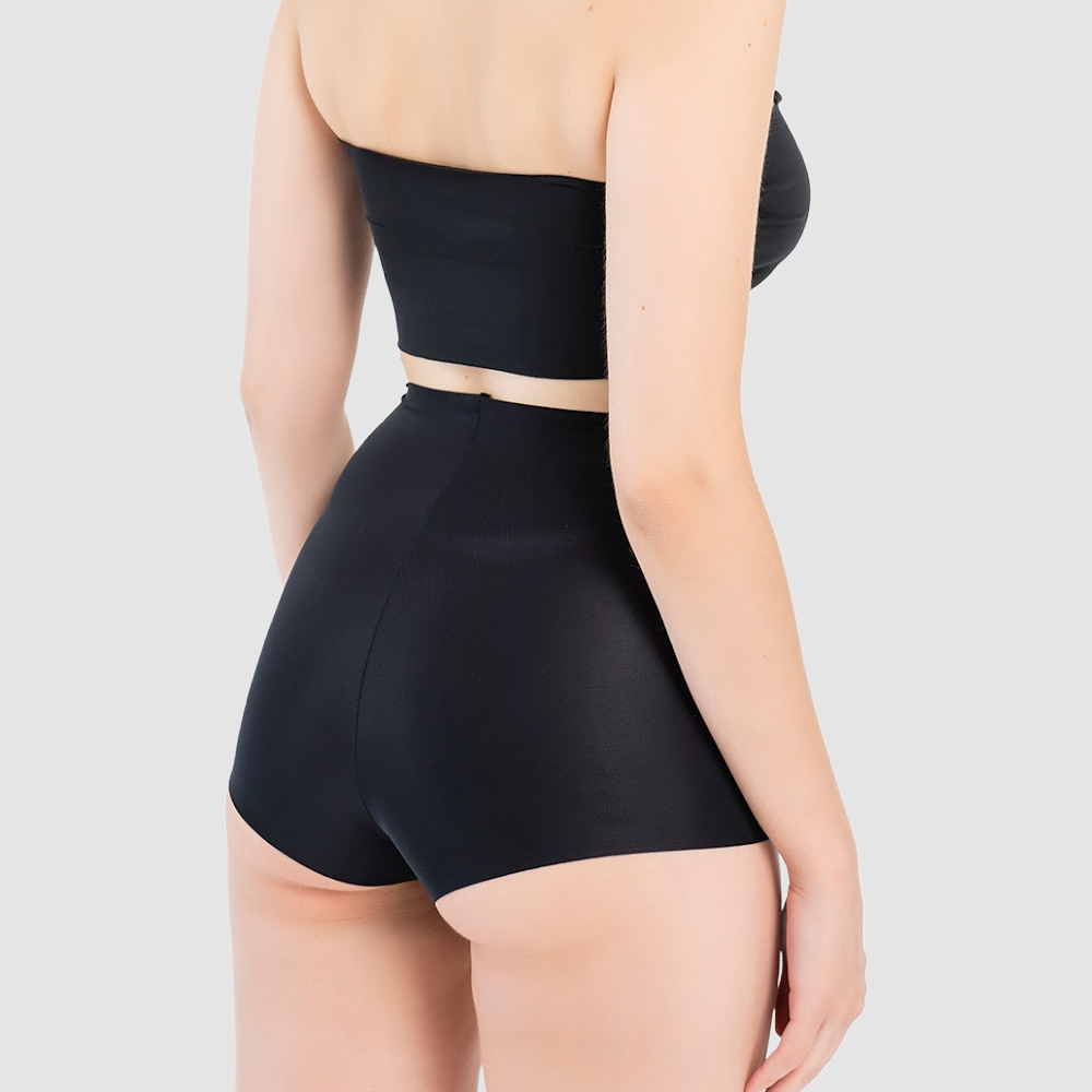 KIKI RIKI Black Shorts