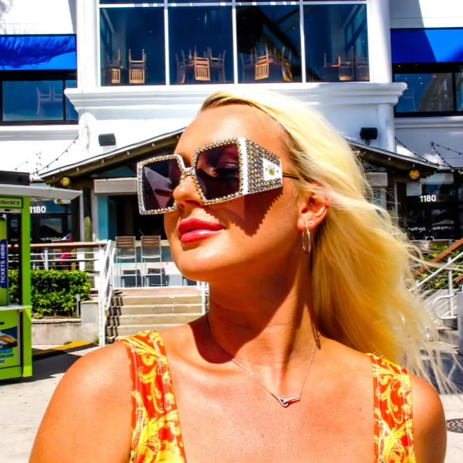 Summerz White Hierarchy Sunglasses.