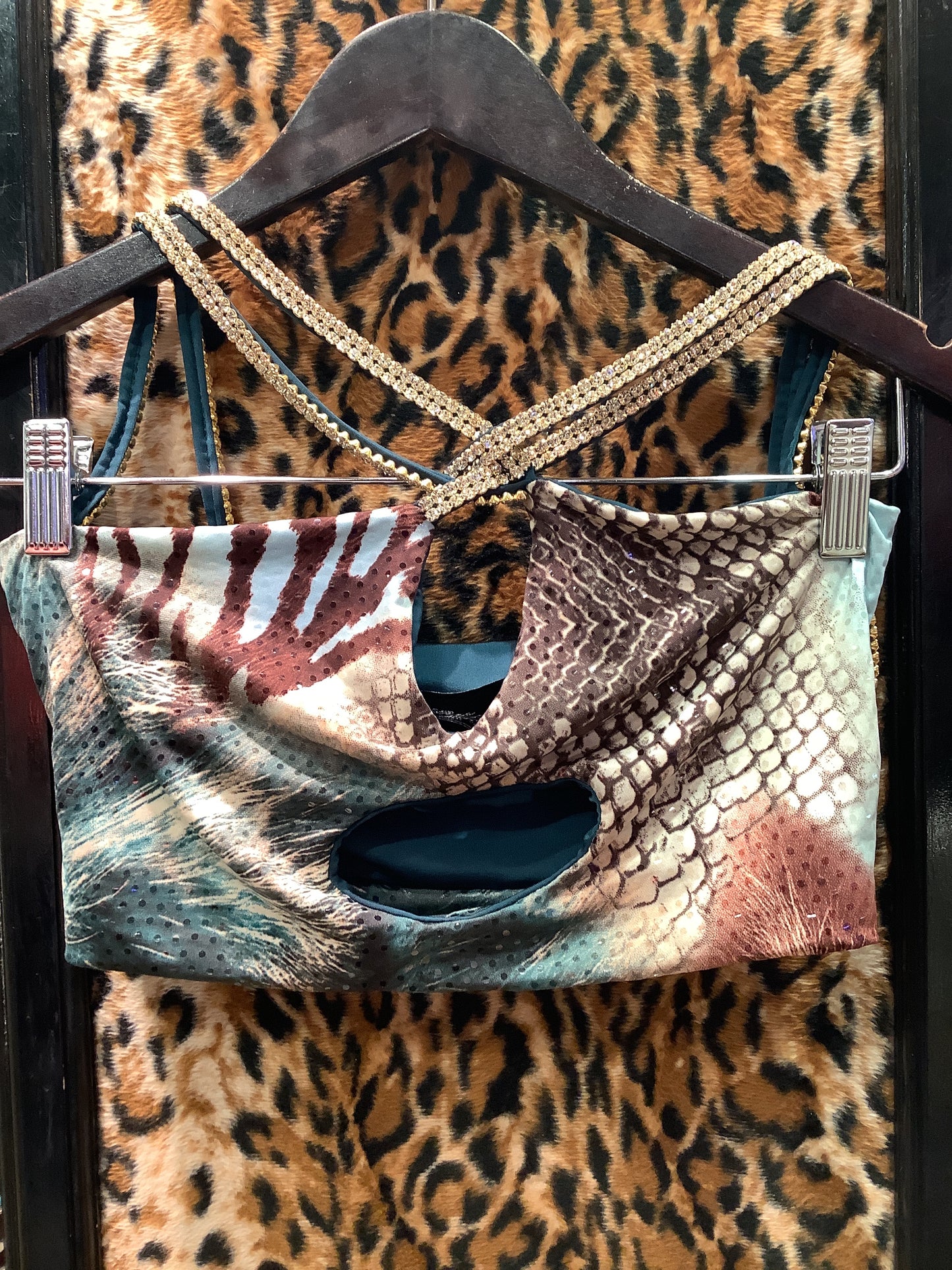 Rani Green Animal Flake Top