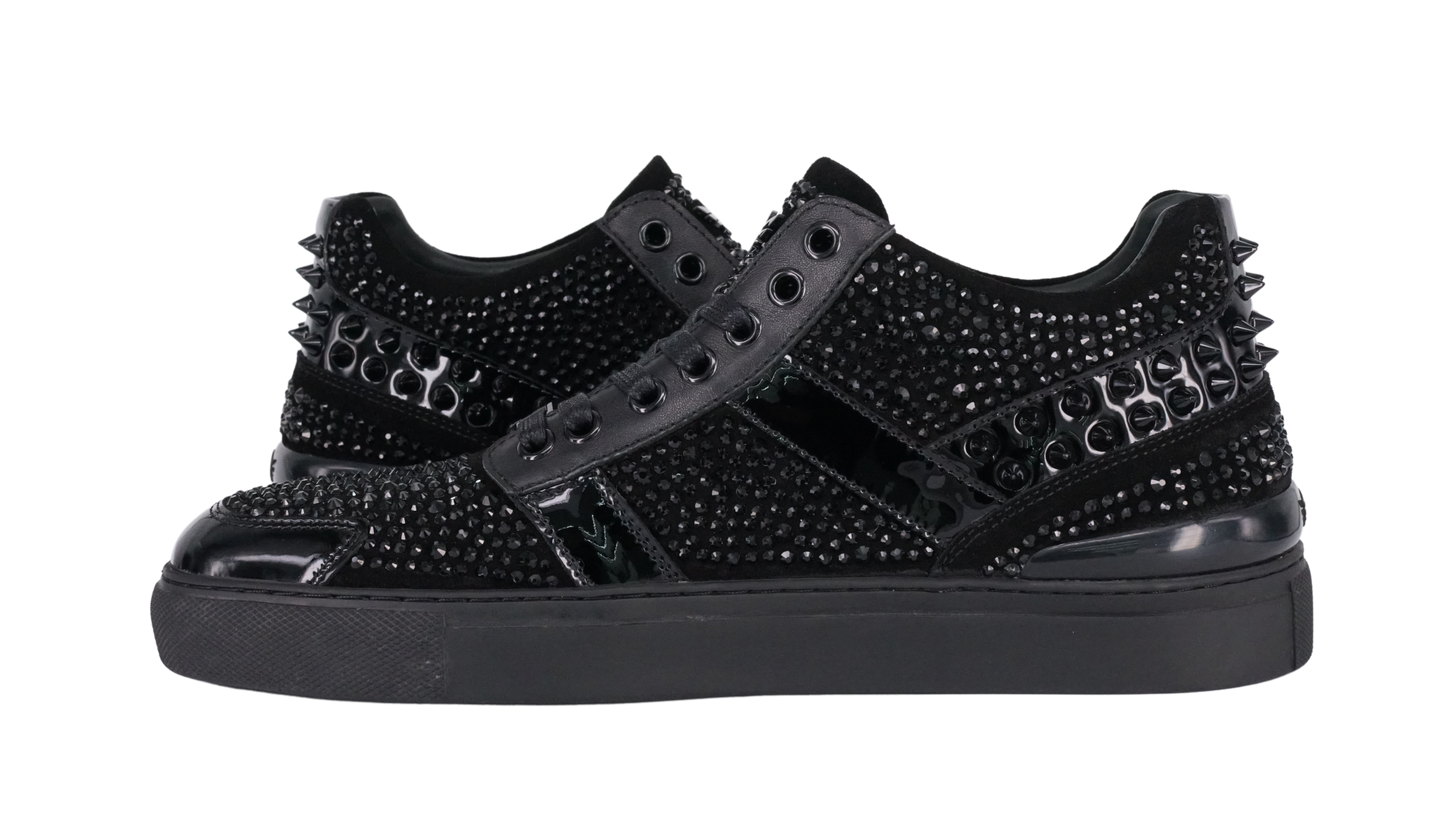 Black Low Top Sneakers