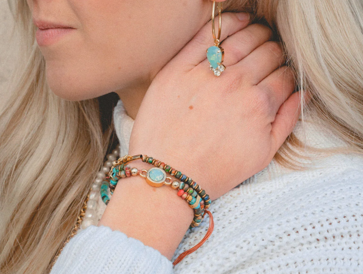 Coravana Breeze Hoop Earrings