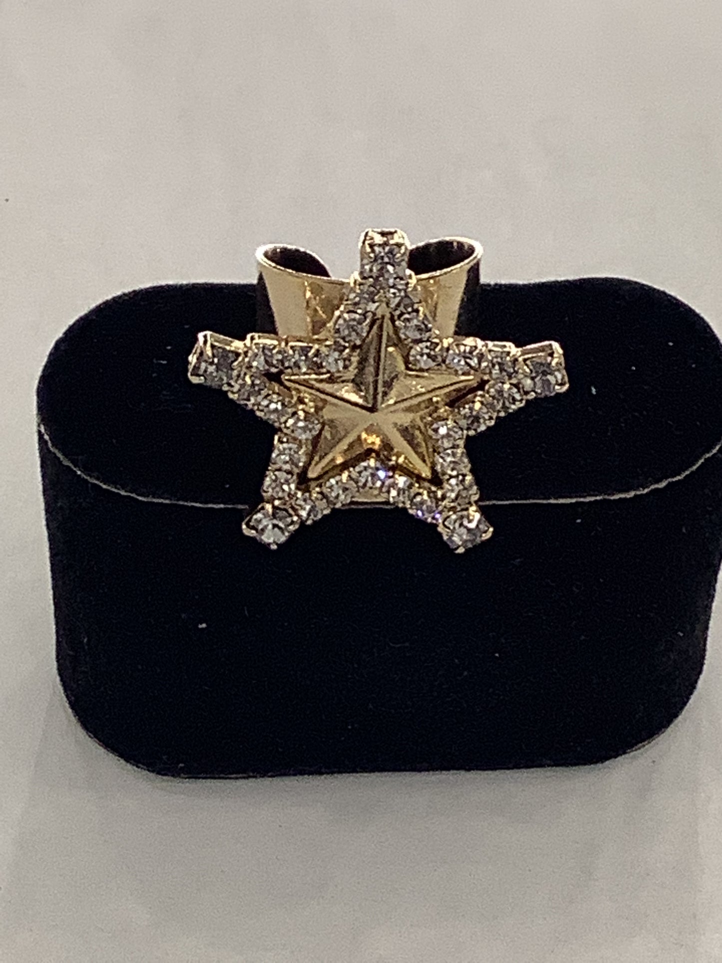 Tova R4411 Gold Star Ring