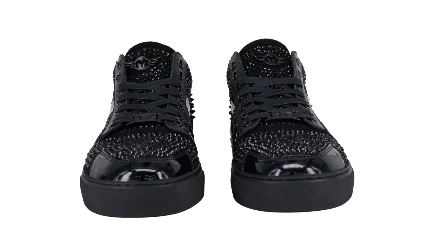 Black Low Top Sneakers