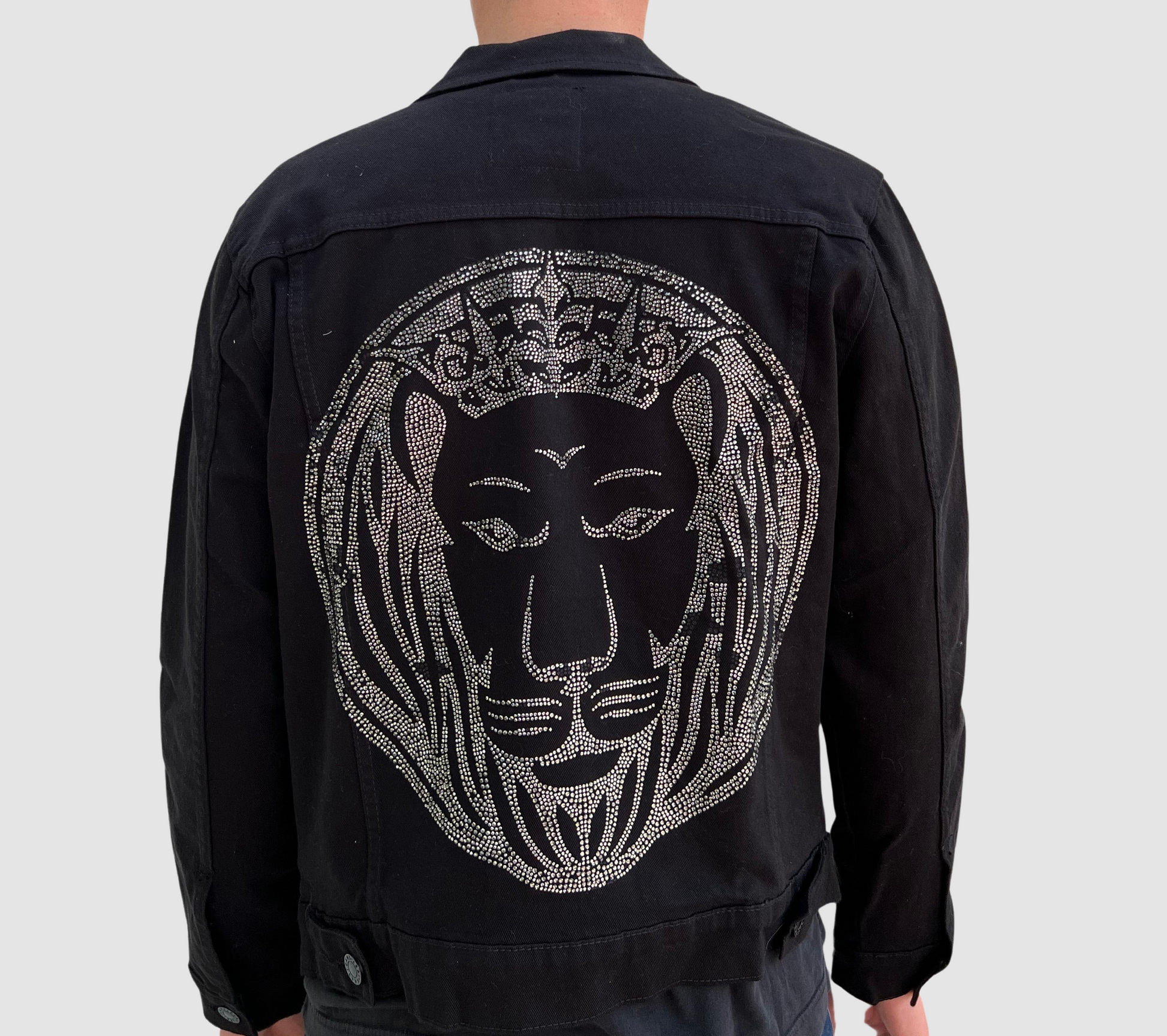 ADDICTED Black Jacket w Lion
