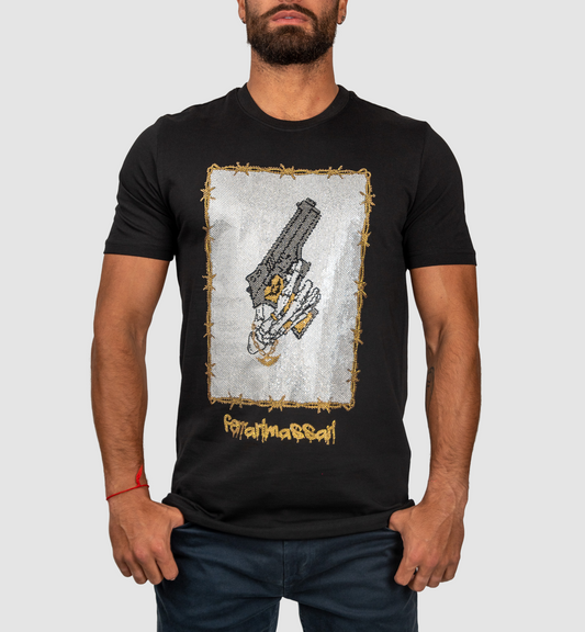 Black T-Shirt W Gun